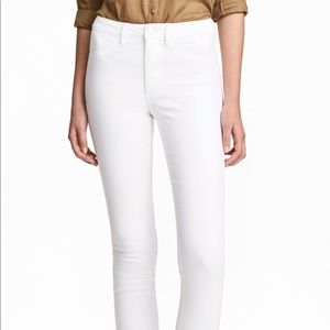 ✨White Skinny Ankle High Waisted Jeans✨